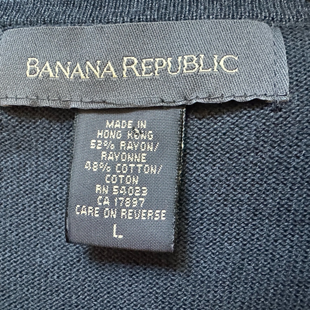 Banana Republic sleeveless pull over vest - Picture 5 of 6